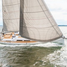 Hanse 548