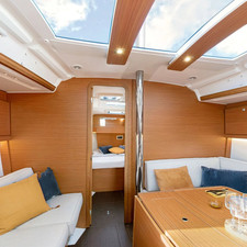 Dufour 390