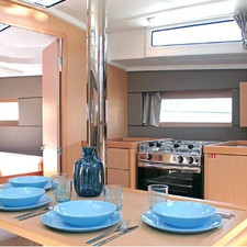 Beneteau Oceanis 38.1