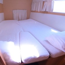 Lagoon 400