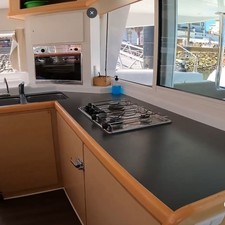 Lagoon 400