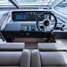 Azimut 72 FLY