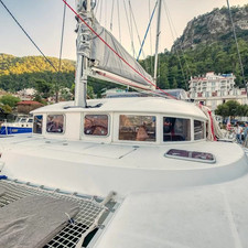 Lagoon 380 - 3 + 1 cab.