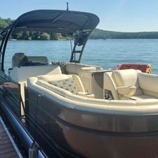 Premier Pontoons Grand Isle 250