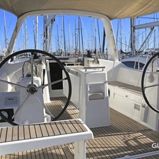 Beneteau Oceanis 38.1