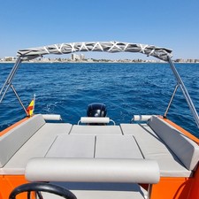 Nuva Yachts M6