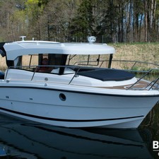 Parker 800 Weekend