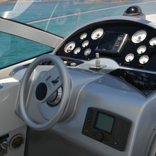 Pershing 37