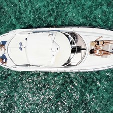 Pershing 37