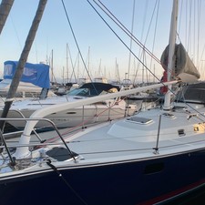 Island Packet Blue Jacket 40