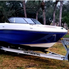 Bayliner VR5 BOWRIDER