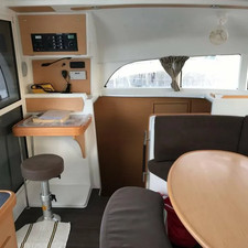 Lagoon 380 - 4 + 2 cab.