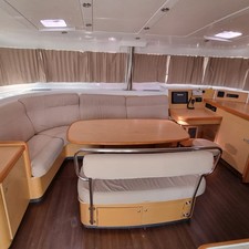 Lagoon 440 - 4 + 2 cab.