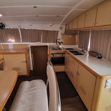 Lagoon 440 - 4 + 2 cab.