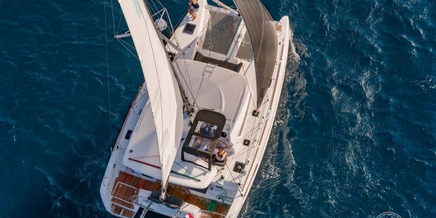 Lagoon 40