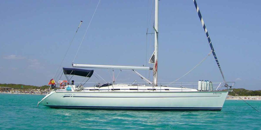Bavaria 44