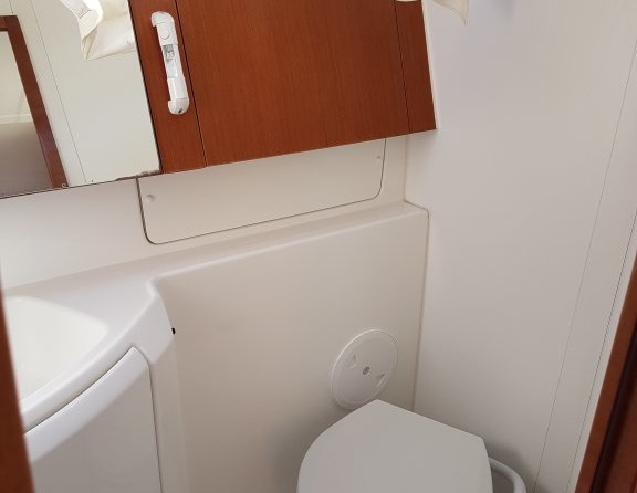 Beneteau Oceanis 373