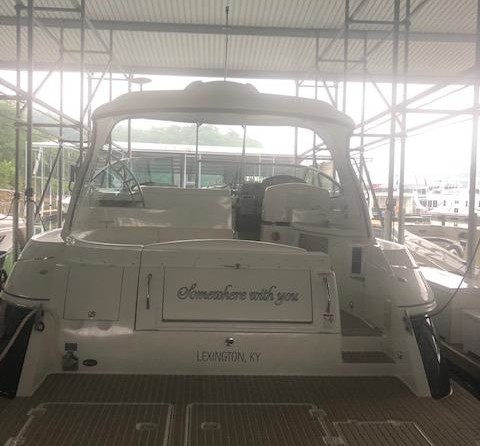 Cruisers Yachts 460 Express