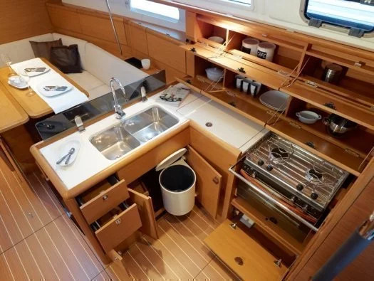 Jeanneau Sun Odyssey 379