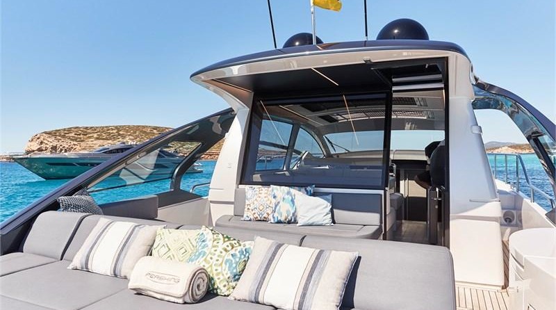 Pershing 5X