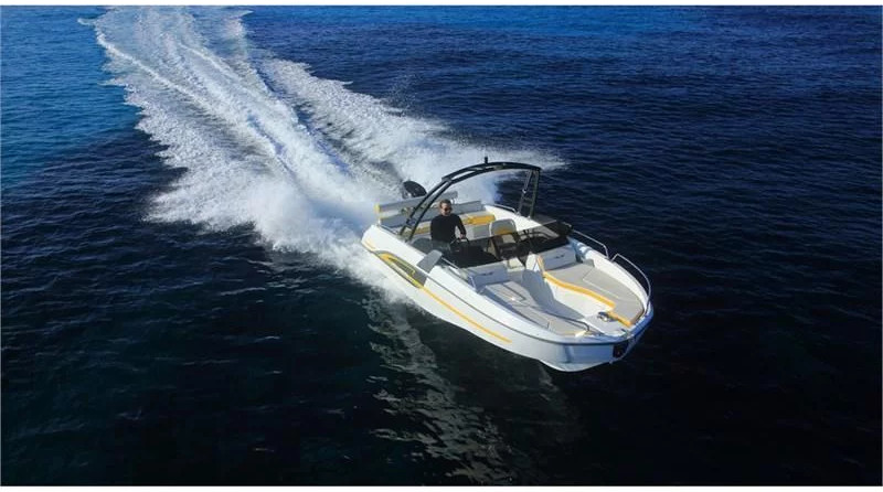 Beneteau Flyer 6 SPORTdeck