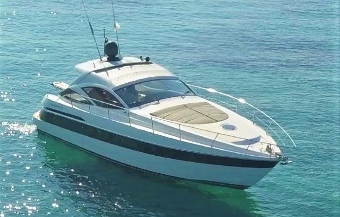 Pershing 43