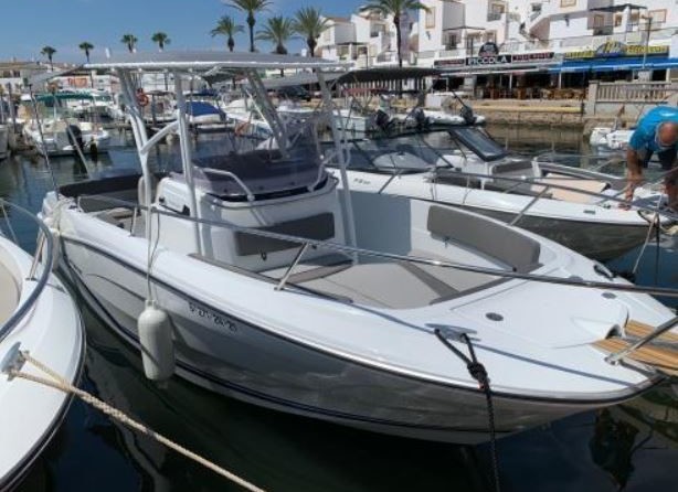 Jeanneau Cap Camarat 7.5 CC