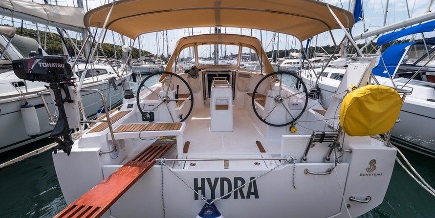 Beneteau Oceanis 38