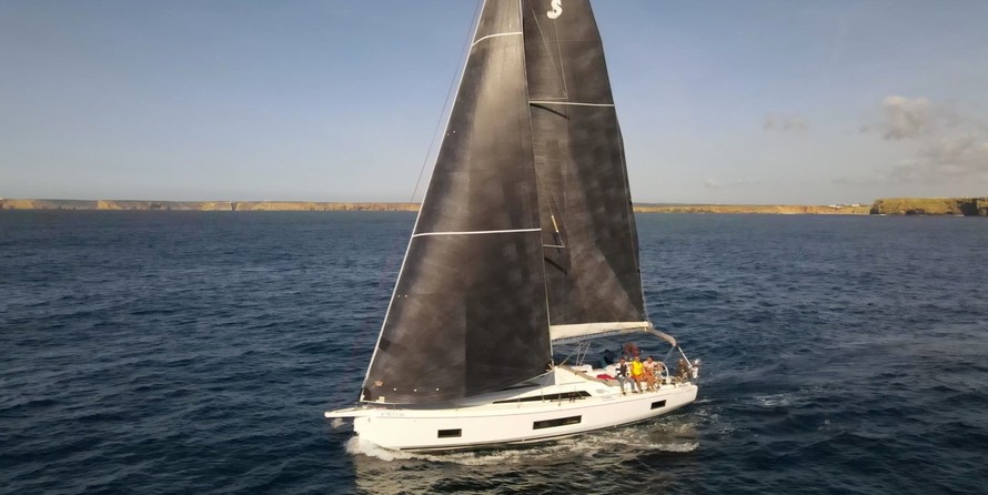 Beneteau Oceanis 46