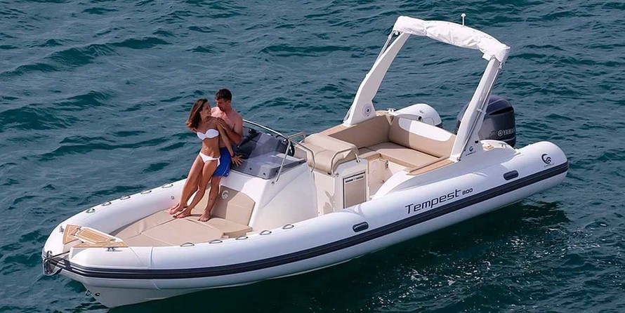 Tempest 800