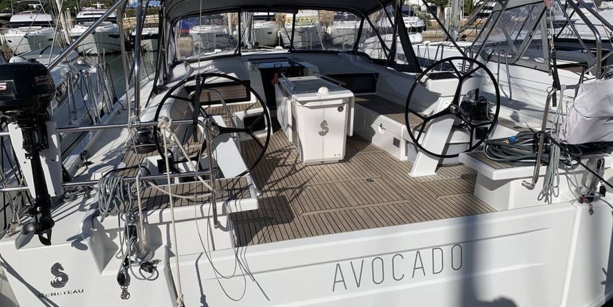 Beneteau Oceanis 51.1