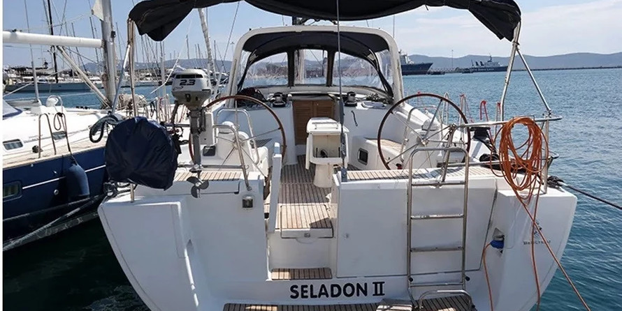 Oceanis 50 - 5 + 1 cab.