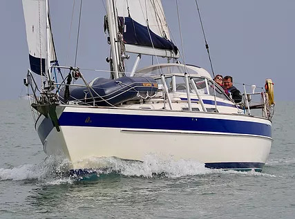 Hallberg Rassy 36