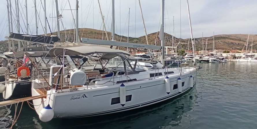 Hanse 548