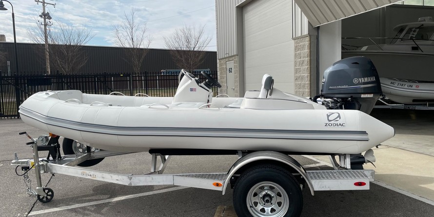 Zodiac Yachtline 440 Deluxe NEO GL Edition 60hp On Order