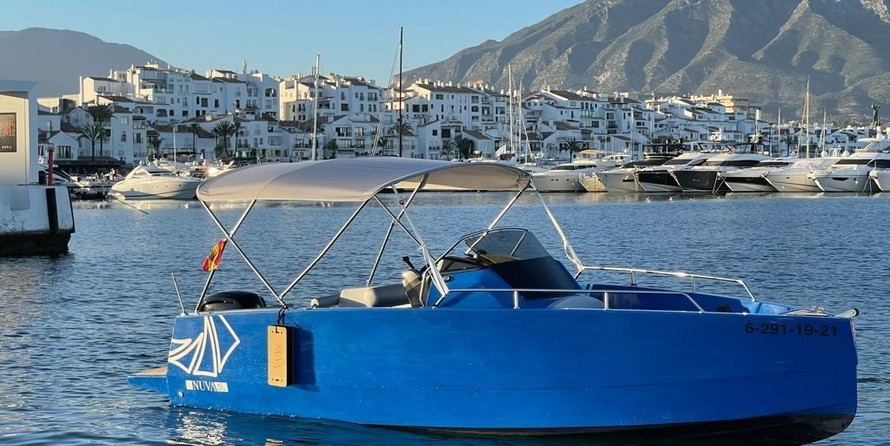 Nuva Yachts M6