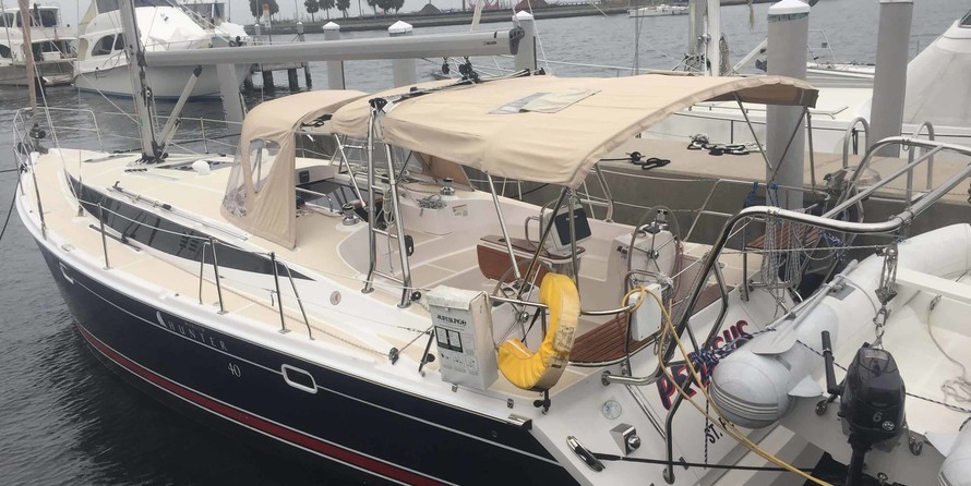 Hunter 40