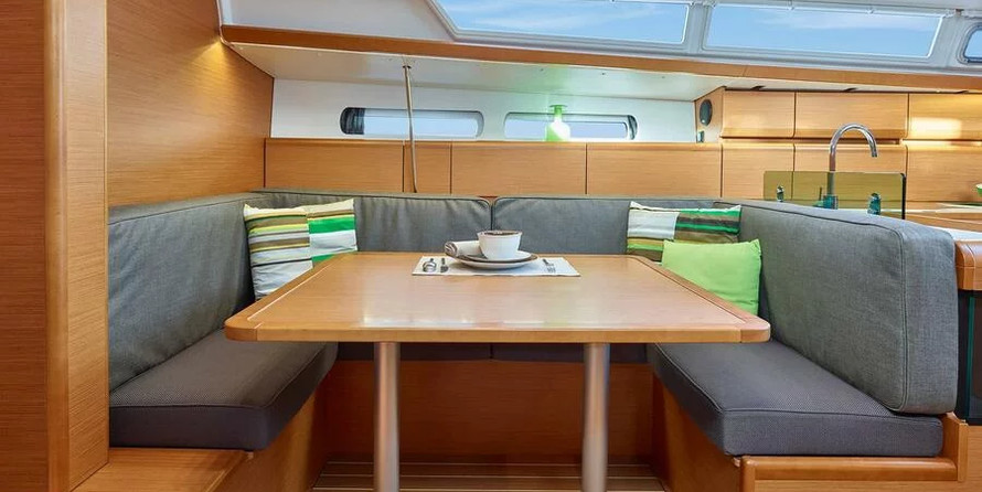 Jeanneau Sun Odyssey 410