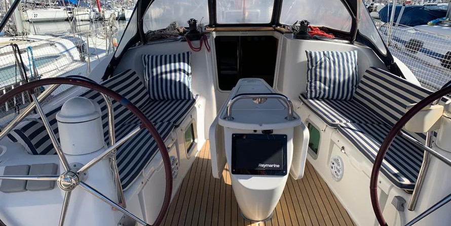 Sun Odyssey 42i